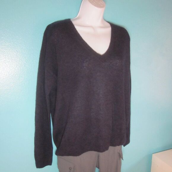 Closed Wool Cashmere Blend Sweater Womens Size S Navy Blue V-Neck  Pullover Top - Picture 1 of 12